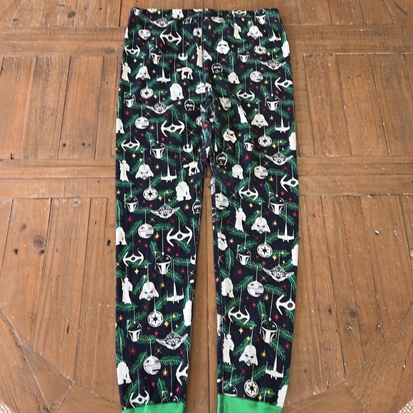 Hanna andersson adult Star Wars ornament pajama bottoms - Picture 6 of 6
